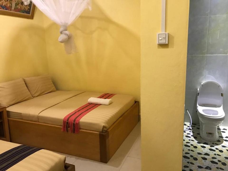 Manel Guesthouse&Restaurant Saen Monourom Extérieur photo